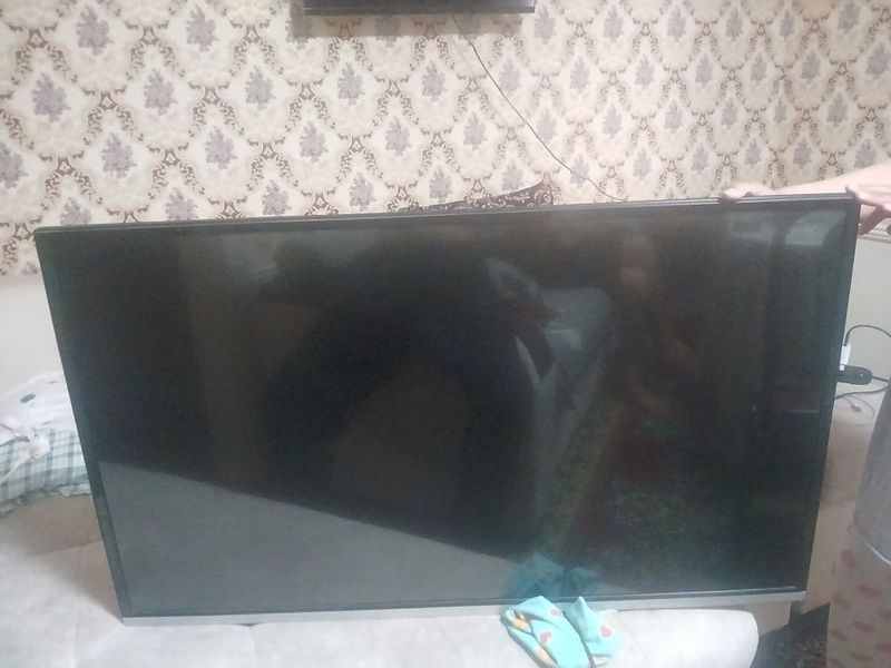 Televizor Artel 43 Televizor Artel 43