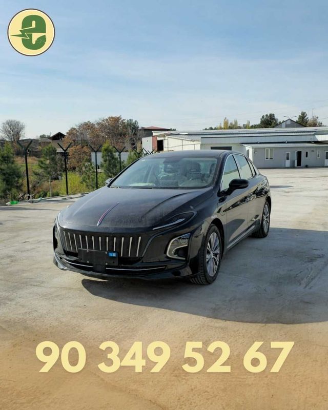 Hongqi E-qm5 500 km | 2025-yil | Nasiya savdo bor Hongqi E-qm5 500 km | 2025-yil | Nasiya savdo bor