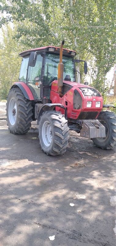 Traktor Belarus 1523