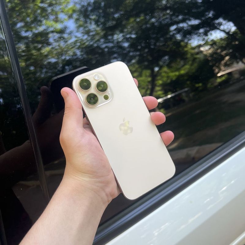 iPhone 16 Pro Max Desert 256gb 100%radnoy Ideal iPhone 16 Pro Max Desert 256gb 100%radnoy Ideal