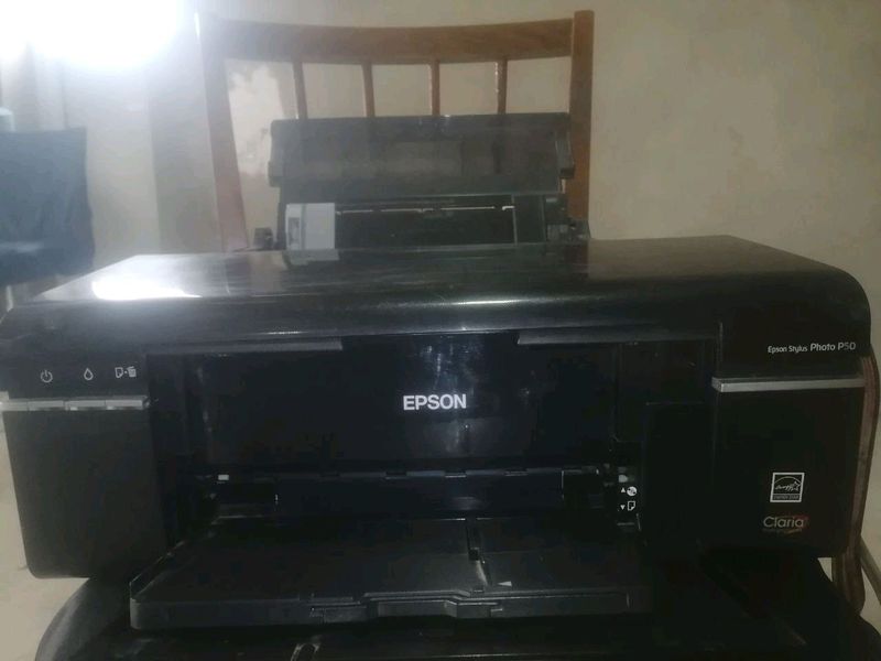 EPSON P50 EPSON P50