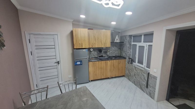 Малика 1 комнатная 1 этаж Участок есть депозит