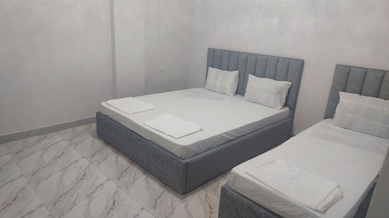 Alomutal Hostel 90 9362424
