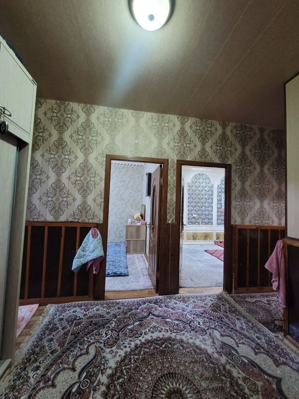 Срочно Продаётся Юнусобод 12-кв 4/5/5 Срочно Продаётся Юнусобод 12-кв 4/5/5