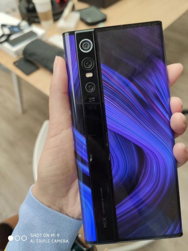 MI Mix Alpha 16/512 MI Mix Alpha 16/512