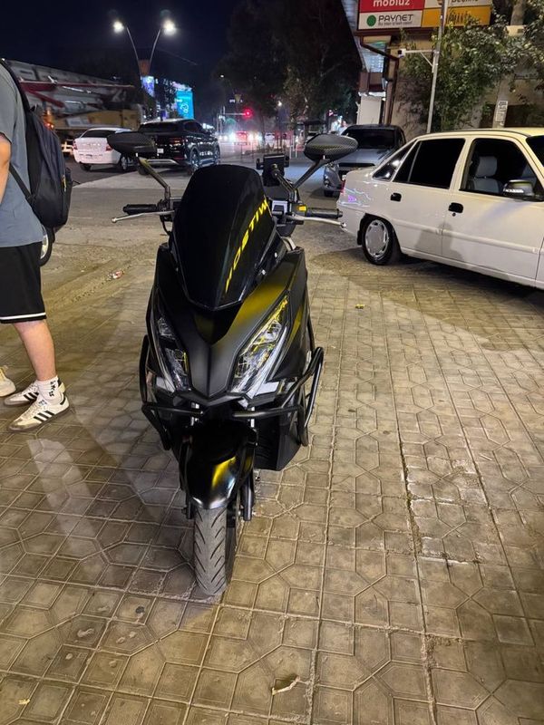 Skuter DRV SPORT 150CC Skuter DRV SPORT 150CC