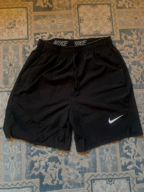 Nike shorti шортик