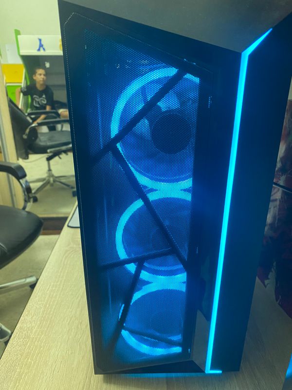 игровой компьютер 1500$