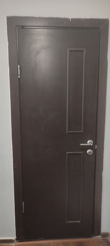 Двери б у. 6 шт 2/80 Двери б у. 6 шт 2/80