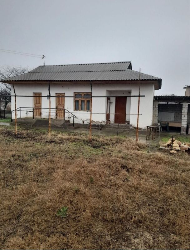 Продается дача Аккургане таш обл рядом с рекой Сырдарья 6 сот Продается дача Аккургане таш обл рядом с рекой Сырдарья 6 сот