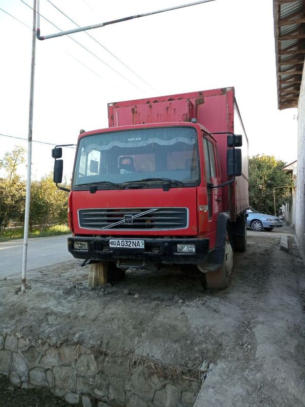Volvo yuk mashinasi