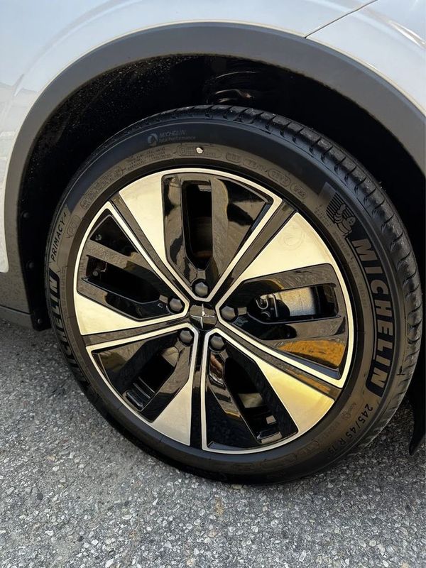 Балон Michelin R19/45/245 Балон Michelin R19/45/245