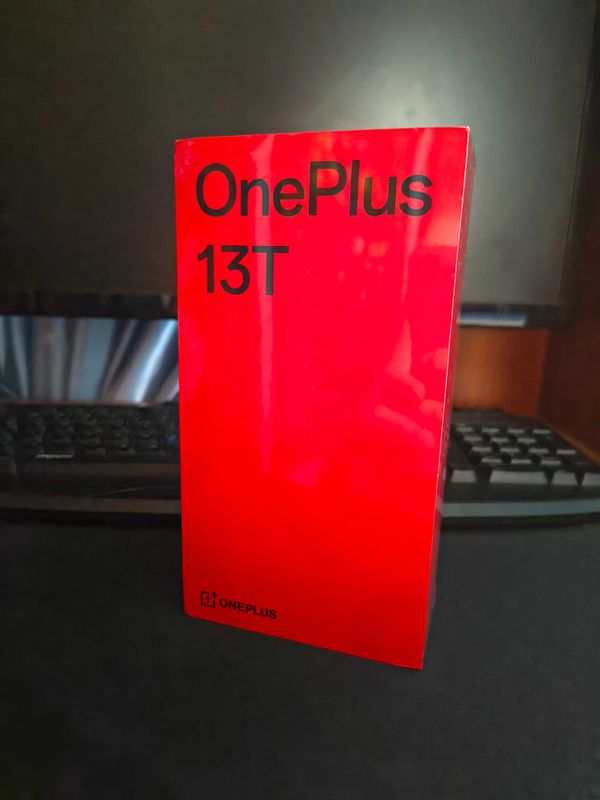 OnePlus 13T 12/512 GB OnePlus 13T 12/512 GB