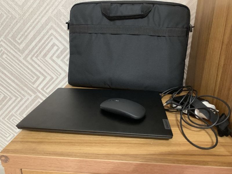 Noutbuk Lenovo ideal holata Noutbuk Lenovo ideal holata