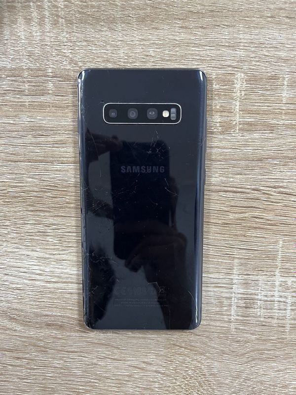 Samsung s10+/128