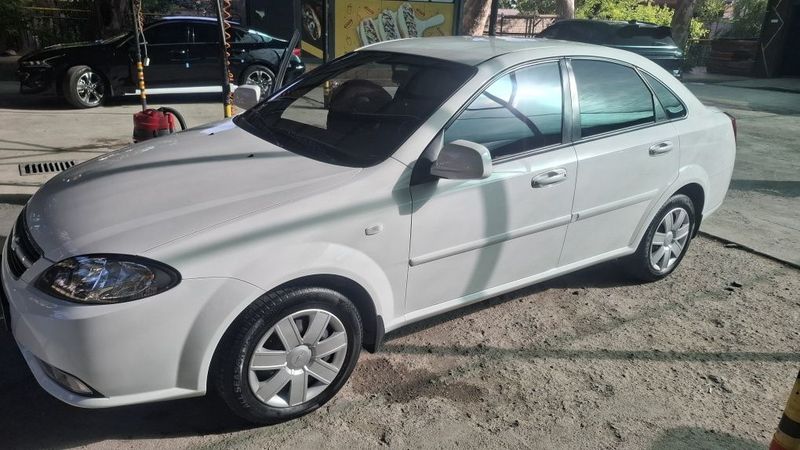 Срочно Продаётся автомобиль Lacetti Срочно Продаётся автомобиль Lacetti