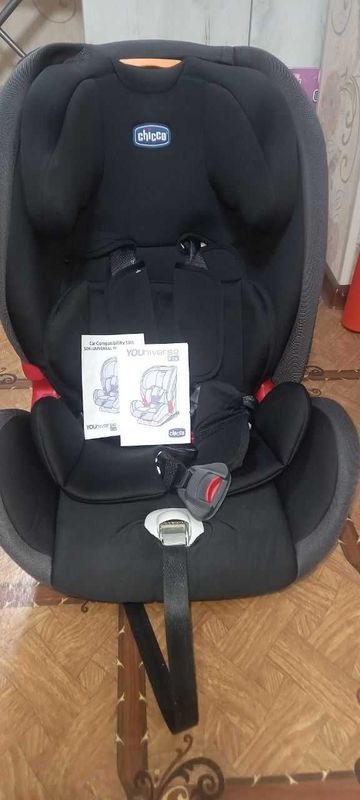 Автокресло Chicco Isofix 1/2/3 (9-36 кг) (оригинал) Автокресло Chicco Isofix 1/2/3 (9-36 кг) (оригинал)