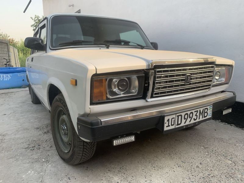 Vaz2107 sotladi yili2008 injektor mator 03 Vaz2107 sotladi yili2008 injektor mator 03