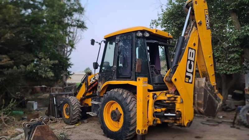 JCB 3DX 2014 yil