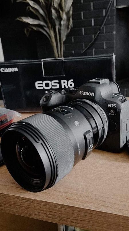 Canon EOS R6 mark 2 Canon EOS R6 mark 2