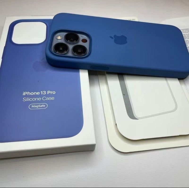 чехлы на айфон, iPhone чехлы на айфон, iPhone