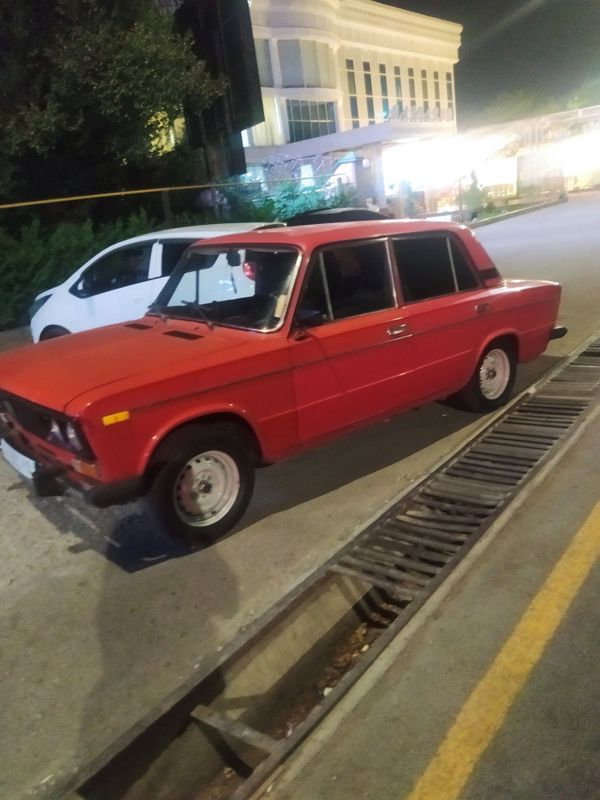 jiguli vaz 2106 qizil