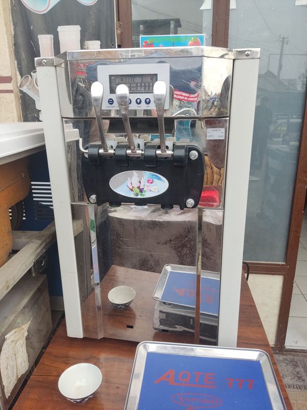 220 volt 1600 wat iwlawi alo 220 volt 1600 wat iwlawi alo