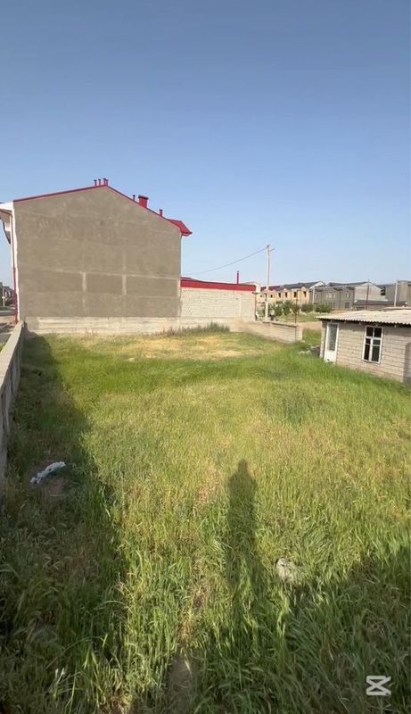 Quruq yer sotiladi mehnat 4 kvartlada 5 sotih 2 ga bulibham sotiladi Quruq yer sotiladi mehnat 4 kvartlada 5 sotih 2 ga bulibham sotiladi