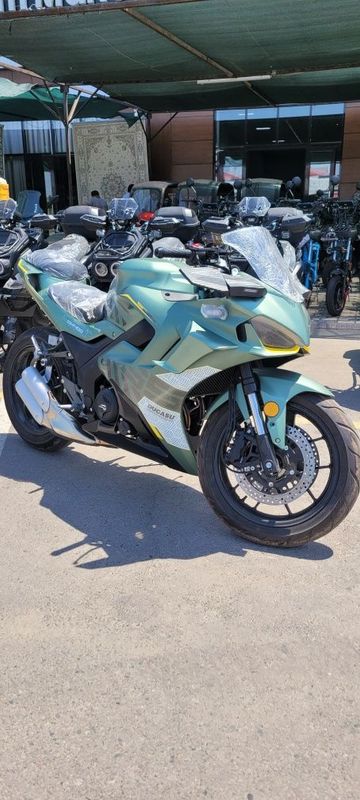 Sport bike matatsikl