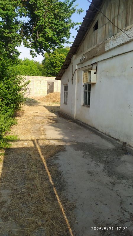 Срочно продается дом. Есть так же постройка. Срочно продается дом. Есть так же постройка.