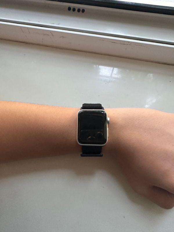 Apple Watch 3 Srochni Sotiladi