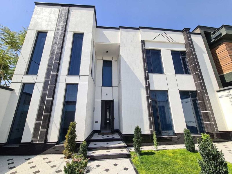 Циолковского ул. Евродом с встроенной мебелью