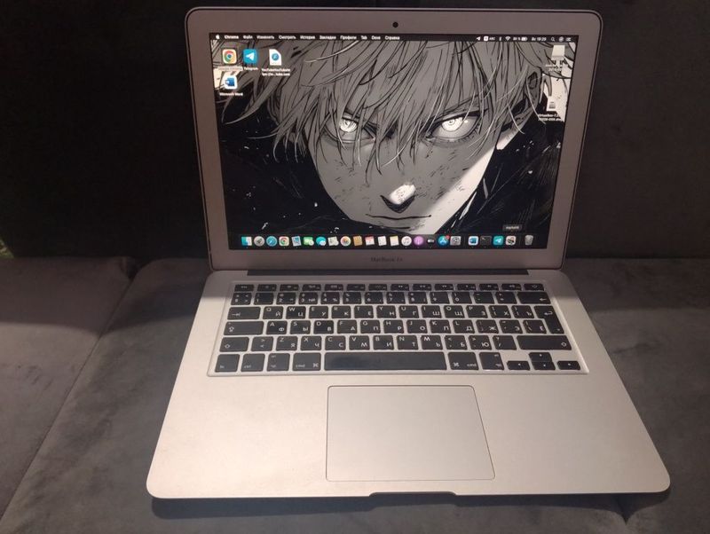 MacBook Air Protsessor: Intel Co