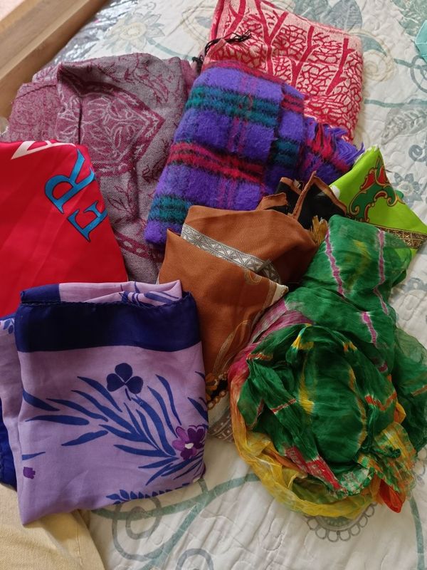 Продам шарфы женские Продам шарфы женские