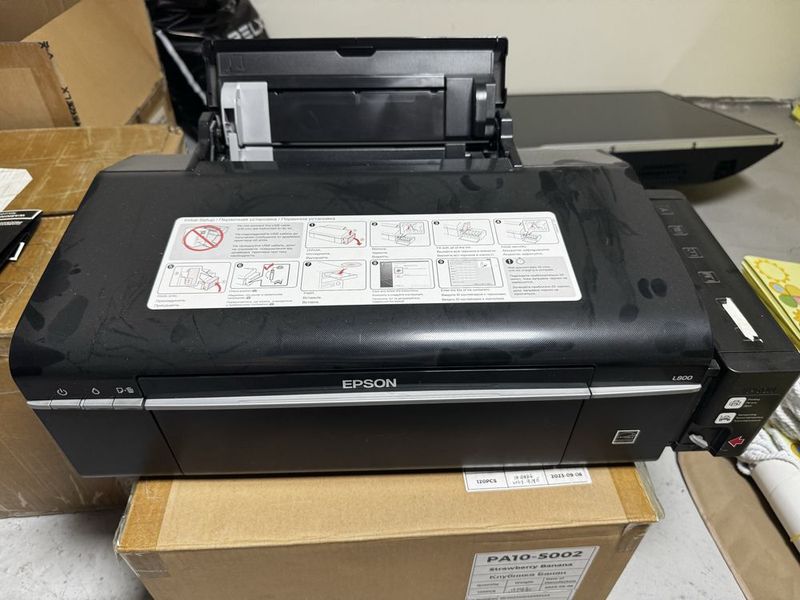 Epson l800 продается Epson l800 продается