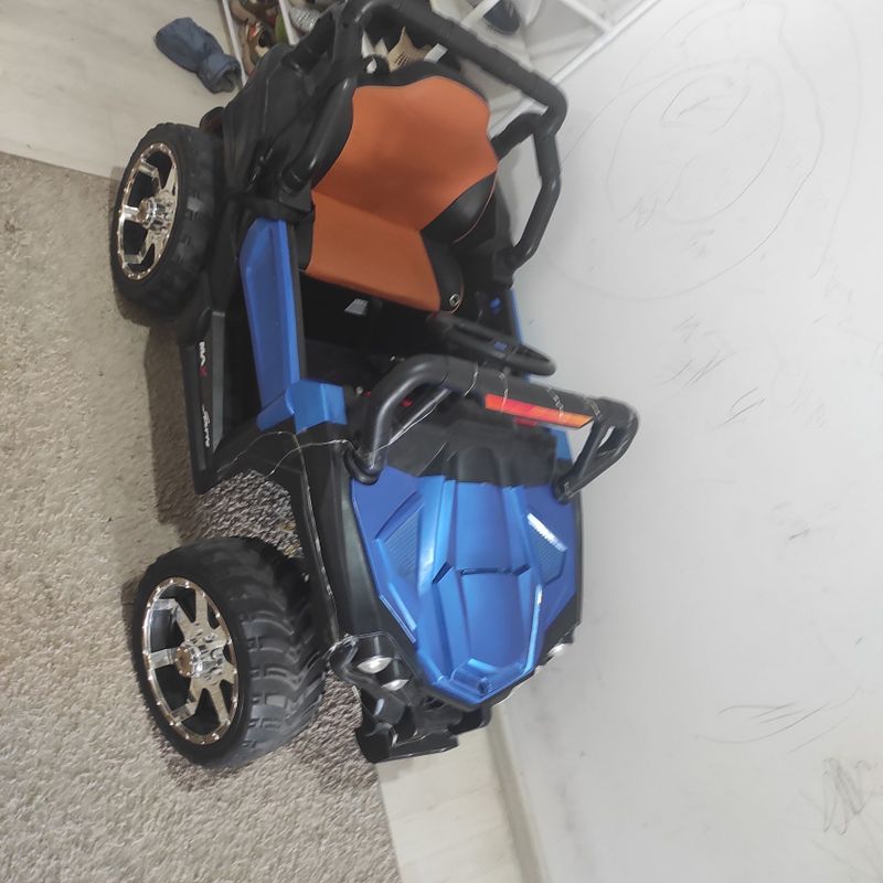 Elektrocar детский срочно сотаман Elektrocar детский срочно сотаман