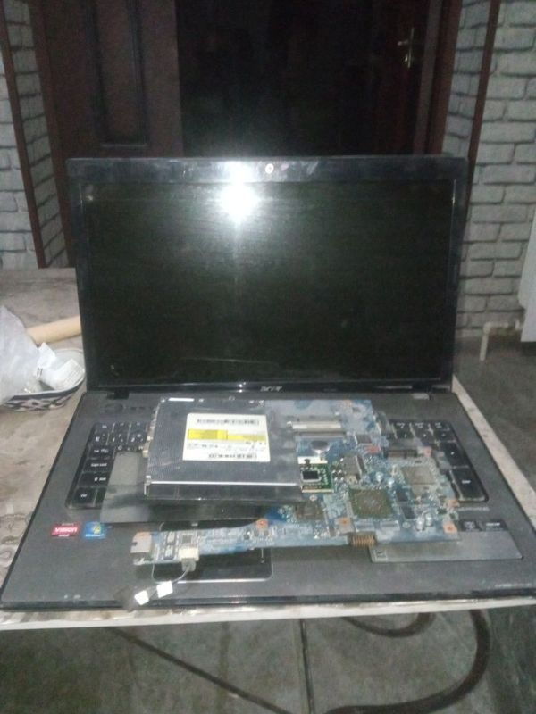 Acer Aspire 7551G на донор