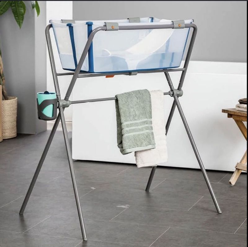 Подставка для ванночки Stokke® Flexi Bath® Stand Подставка для ванночки Stokke® Flexi Bath® Stand