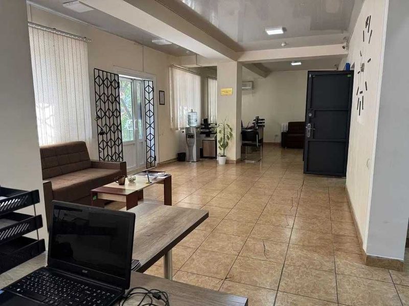 Офис м.Буюк Ипак Йули ч/х Салом Корзинка 5-комн 175 м² ремонт парковка Офис м.Буюк Ипак Йули ч/х Салом Корзинка 5-комн 175 м² ремонт парковка