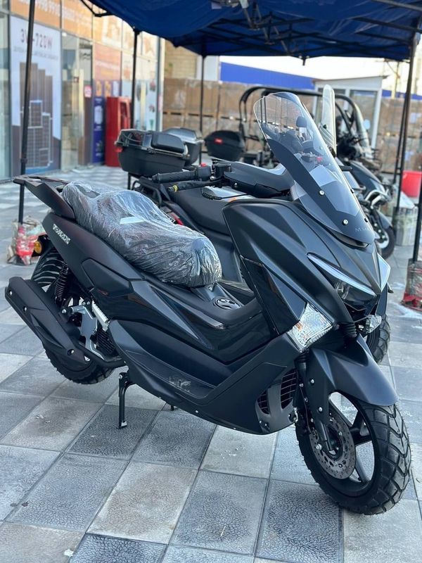 Абсолютно новый скутер T MAX 2025 Абсолютно новый скутер T MAX 2025