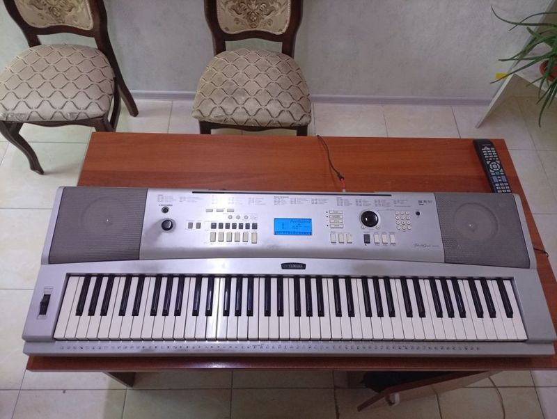 Продам Yamaha dgx 220 Продам Yamaha dgx 220