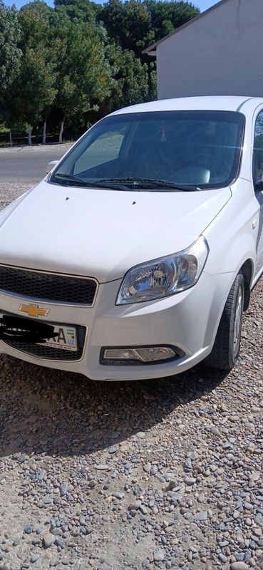 Nexia 3 sotiladi. 2020 yil 79000 yurgan