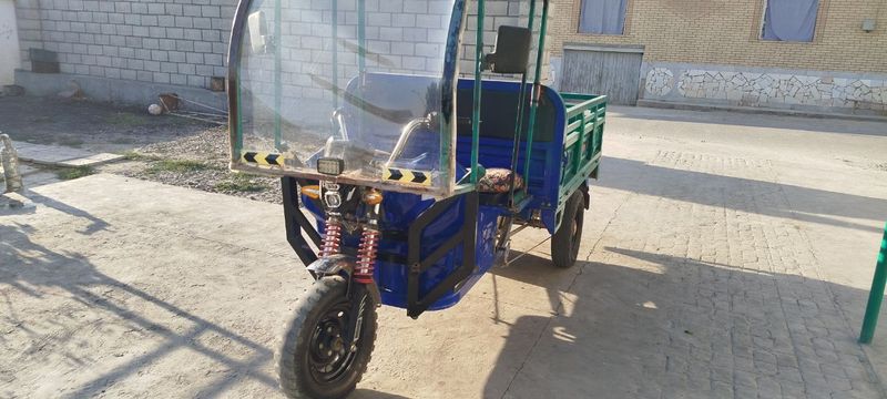 muravey bor zur xolatda yangi akumlator quyilgan