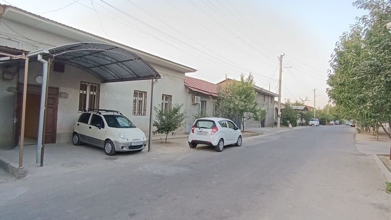 Продается дом в Учтепинском районе , массив Октября Бешкайрагоч, Такач