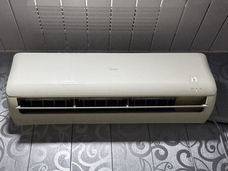 Кондиционер Midea 24 tali Кондиционер Midea 24 tali