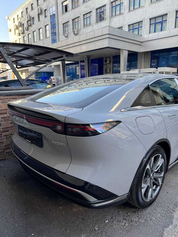 Mazda EZ6 TOP Hybrid гибрид 216 запас хода 1300 общий пробег на одном Mazda EZ6 TOP Hybrid гибрид 216 запас хода 1300 общий пробег на одном