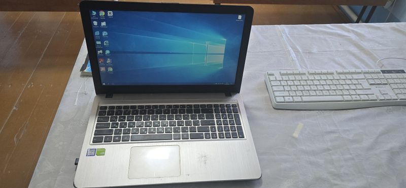 ASUS ноутбуки сотилади ASUS ноутбуки сотилади