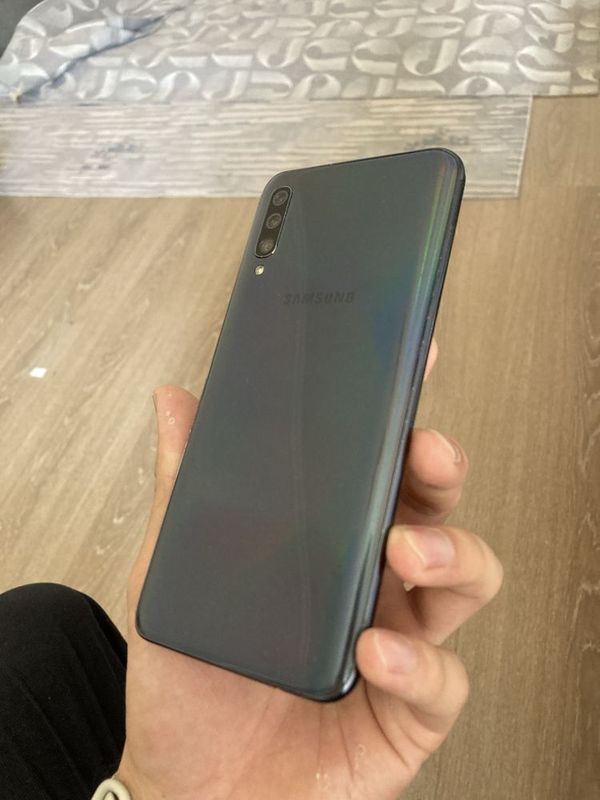 Samsung Galaxy A50 Samsung Galaxy A50