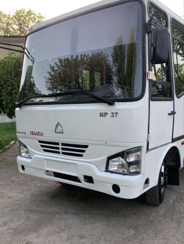 Isuzu NP 37 2015 йил Isuzu NP 37 2015 йил