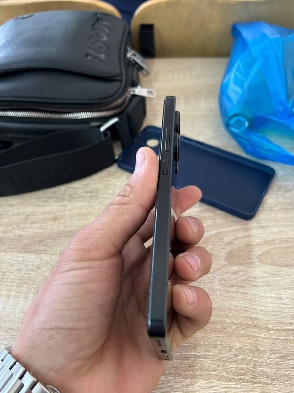 Redmi note 13 256/8